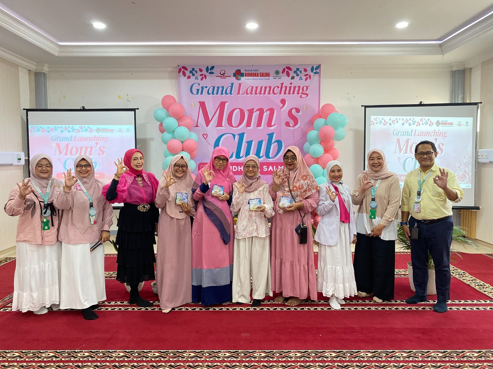 Mom's Club