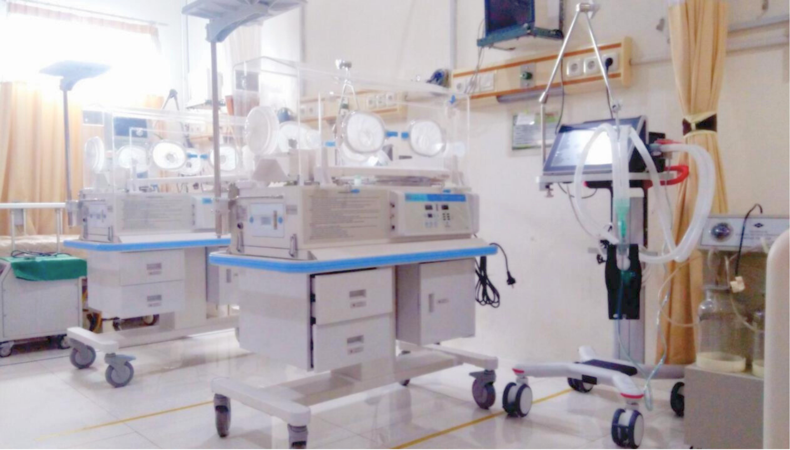 Ruang Perawatan Intensif (ICU, NICU, PICU)